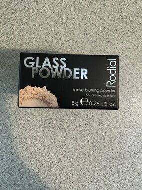 Rodial Glass Powder Loose Blurring Powder - Light Beige